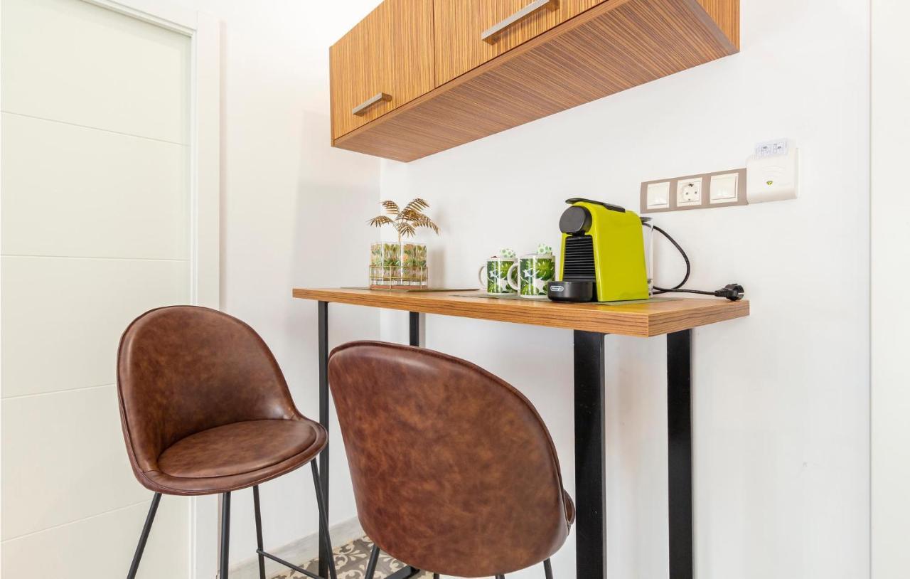 1 Bedroom Awesome In Sevilla