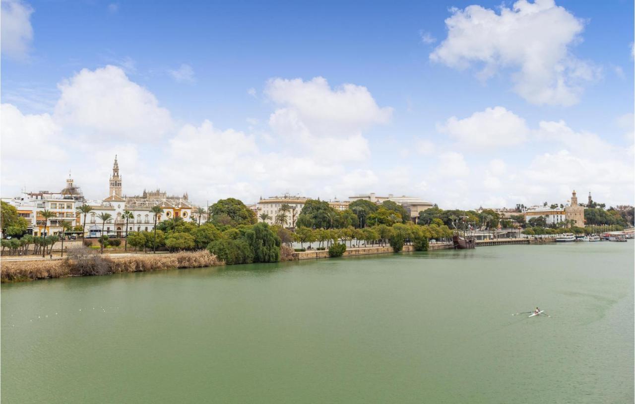 Apartamento 1 Bedroom Awesome In